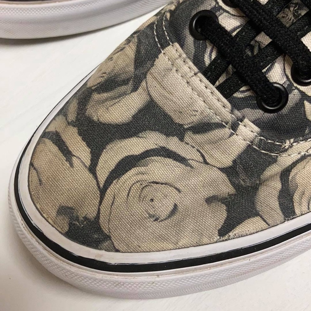 Ladies Vans - Picture 6 of 8